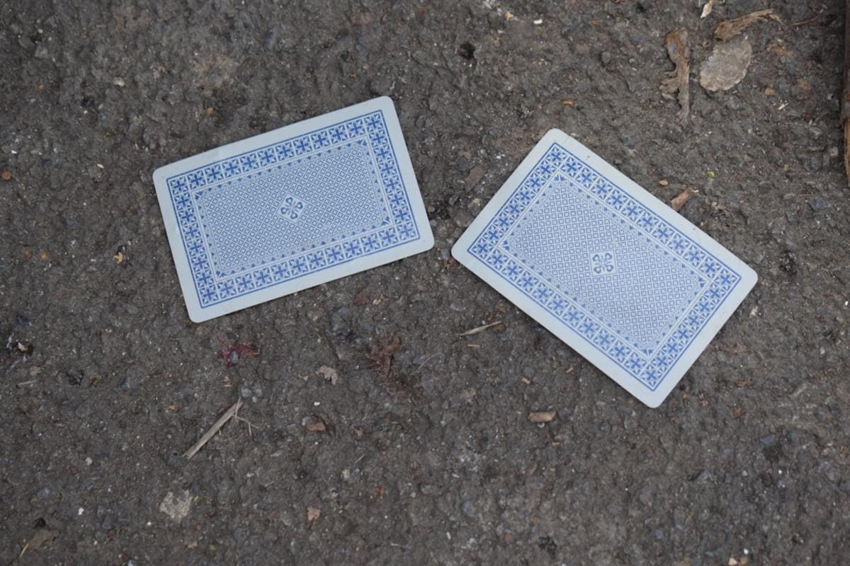 Dynamic Call of Duty gameplay scene featuring players utilizing cover and map awareness