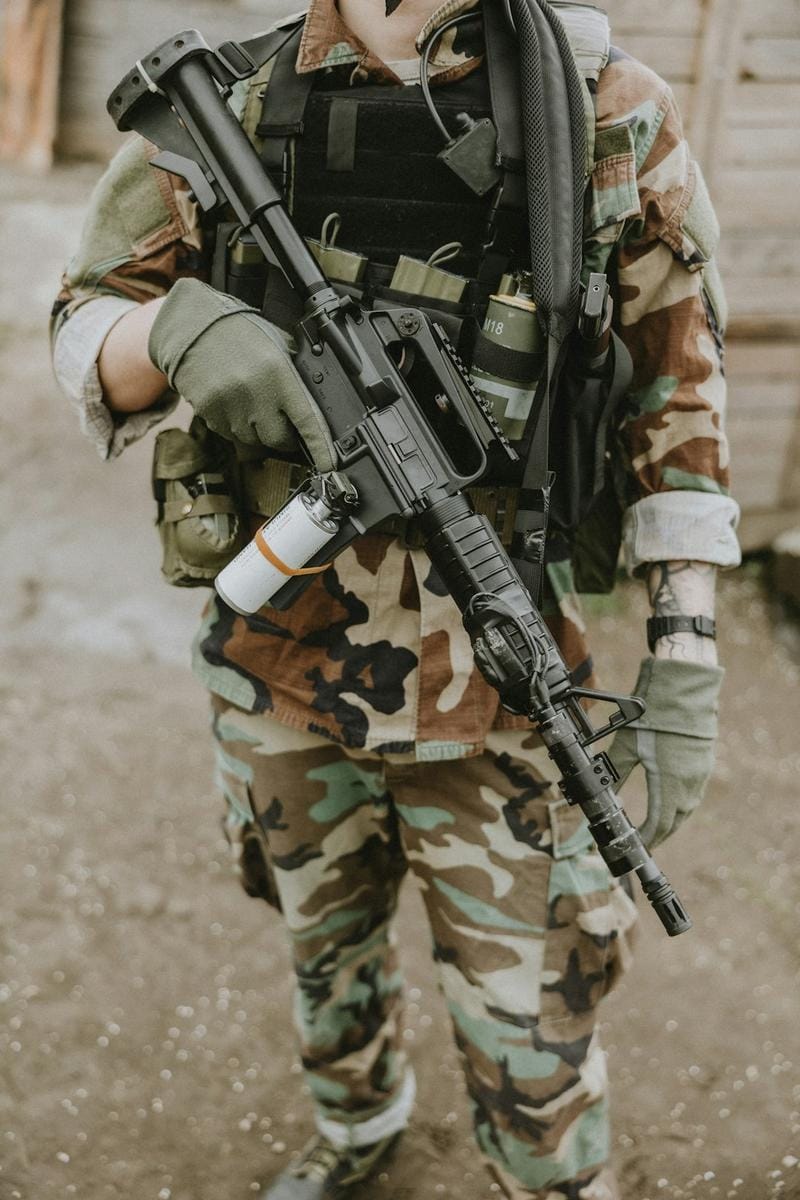 call of duty camouflage An intricate Call of Duty camouflage pattern with detailed textures and contrasting colors, showcasing a player equipped with stealth gear in an intense combat environment